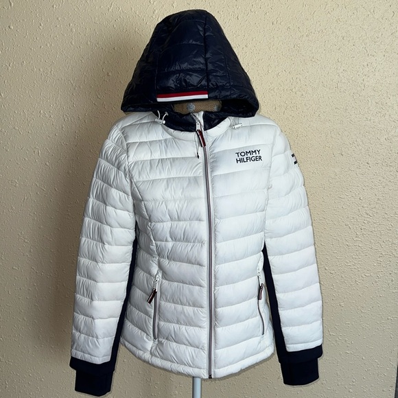 Tommy Hilfiger women puffer hooded jacket medium size - Picture 7 of 12